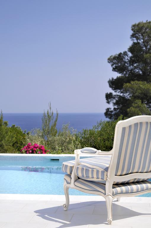 Anemolia Villas With Private Pools Near The Most Beautiful Beaches Of Alonissos Isomata Exterior photo