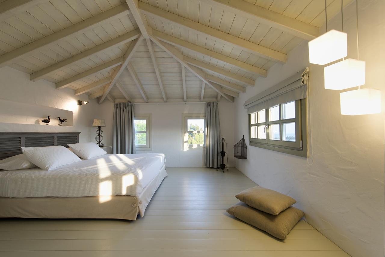 Anemolia Villas With Private Pools Near The Most Beautiful Beaches Of Alonissos Isomata Exterior photo